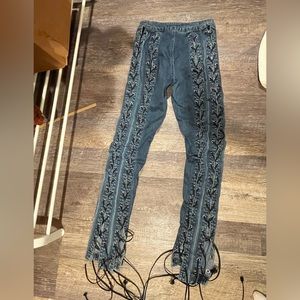 Lace up jeans